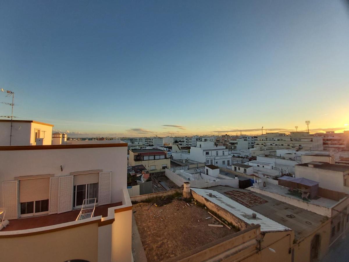 Casa Da Alegria - Apartamento Acolhedor No Centro De Olhão المظهر الخارجي الصورة