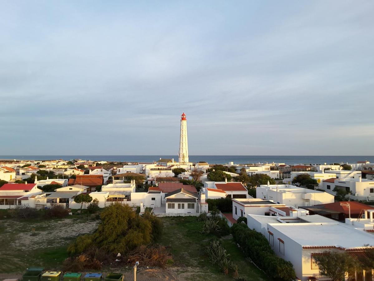 Casa Da Alegria - Apartamento Acolhedor No Centro De Olhão المظهر الخارجي الصورة